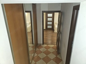 De vanzare - elegant, renovat complet - 3 camere la Calea Vacaresti - imagine 5