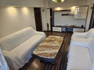 De vanzare - elegant, renovat complet - 3 camere la Calea Vacaresti