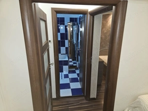 De vanzare - elegant, renovat complet - 3 camere la Calea Vacaresti - imagine 9