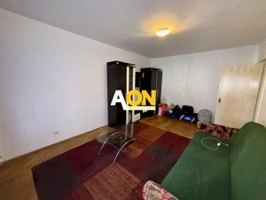 De inchiriat apartament 3 camere, etaj 1, Cetate