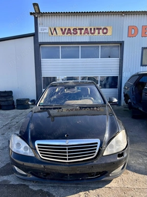 Dezmembram Mercedes-Benz S CLASS 320 – W221 V221 3.0CDI tip motor 642.932 an 2006-2014 235CP - imagine 2