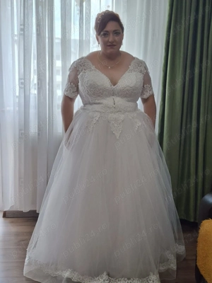 Vând rochie alba de mireasa