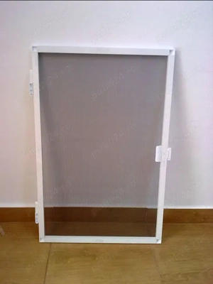 Fereastra cu plasa antiinsecte, 115 cm x 67 cm 