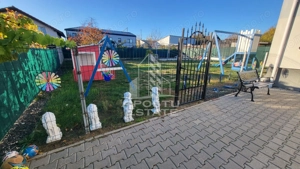 Cladire cu 6 camere, ideala pentru birouri, Buziasului