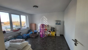 Cladire cu 6 camere, ideala pentru birouri, Buziasului - imagine 14