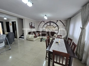 Casa 4 camere 105 mpu acces auto si gradina in Cartierul Arhitectilor