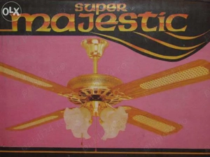 Lustră cu 4 abajururi și ventilator NOUĂ