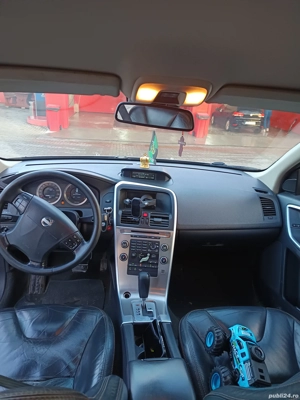 Volvo XC60 d4.  - imagine 3