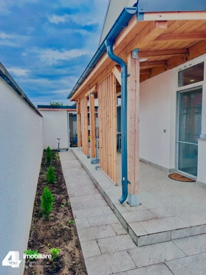 Casă nouă modernă și elegantă în Năvodari, cu teren 381 mp - imagine 10