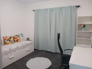  Casă elegantă de închiriat în Giroc   3 camere, curte și terasă acoperită - imagine 4