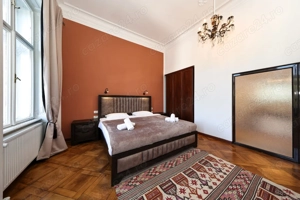 Apartament in centru istoric Brasov - imagine 4