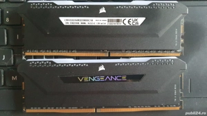 Memorie Corsair Venegace RGB PRO, 32GB DDR4, 3600MHz CL18, Kit 2 x16 GB, Black - imagine 2