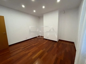 Apartament 4 camere  Resedinta - imagine 9