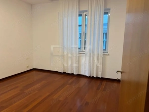Apartament 4 camere  Resedinta - imagine 10