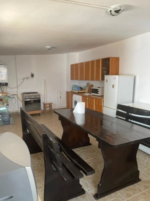 Camere de închiriat Costinești , Casă Juliana - imagine 2