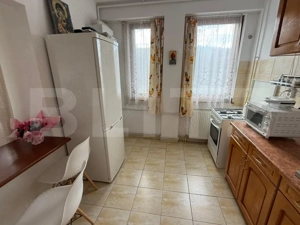 Apartament 3 camere, etaj intermediar, 60 mp, zona Cetatea Fetei  - imagine 3