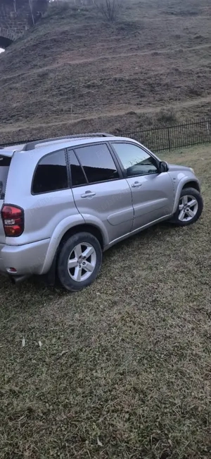 Toyota Rav 4, 2005,D4D diesel,116 cp,4x4,full extra,piele - imagine 3