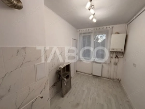Apartament 3 camere 54mpu etaj 1 balcon zona Centrala Sibiu - imagine 10