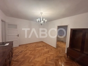 Apartament 3 camere 54mpu etaj 1 balcon zona Centrala Sibiu - imagine 4