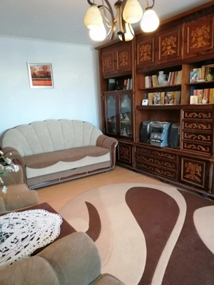 Vand apartament 3 camere Urziceni - imagine 2