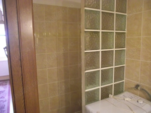 Dau in chirie garsoniera - imagine 2