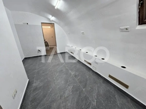 Spatiu comercial de vanzare 55 mp curte parcare zona Central din Sibiu - imagine 4