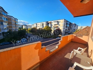  Casă + spațiu comercial de vânzare în Curtea de Argeș. - imagine 10