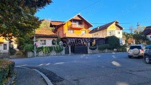  Casă + spațiu comercial de vânzare în Curtea de Argeș. - imagine 20