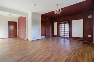 Apartament spațios în vilă – 217 mp utili, Tunari!