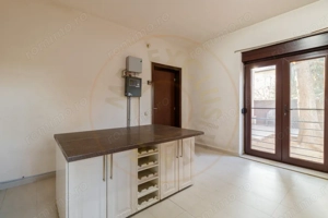 Apartament spațios în vilă – 217 mp utili, Tunari! - imagine 7