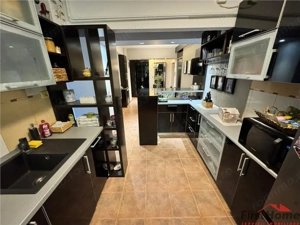 Apartament 3 camere, Primarie - Piata Unirii etaj 1, mobilat si utilat