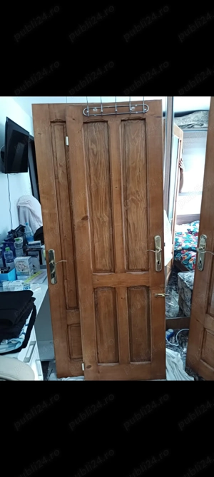 De vanzare usi apartament 