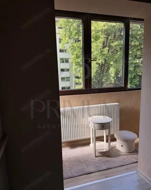 Rebreanu - 2 Camere - Etaj 2 - Decomandat - Complet renovat - Mobilat si utilat - imagine 3