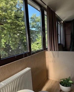 Rebreanu - 2 Camere - Etaj 2 - Decomandat - Complet renovat - Mobilat si utilat - imagine 4