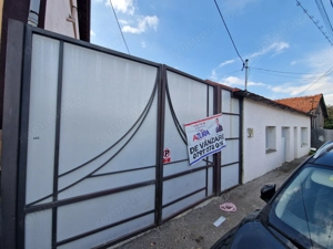 Casa Parter, Calea Campulung, DN, Slava Zaris - imagine 3