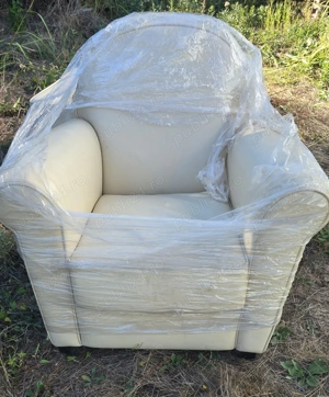 Fotolii, masute, lampadare, canapele, amenajari diverse spatii