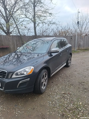 Vând Volvo XC60 2012 