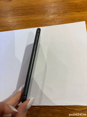 Iphone 11,128 GB  - imagine 4