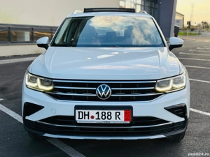 VW Tiguan Facelift Highline   2.0TDI 4 Motion Dsg Lumini ambientale Bord Digital