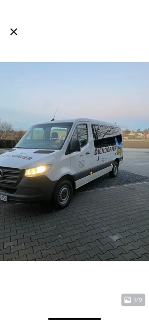 Transport persoane 9 locuri