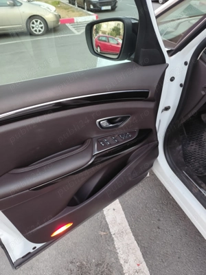 Vând Renault espace 7 locuri  2017 luna 12 - imagine 8