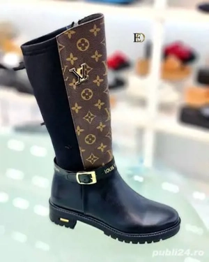 Cizme  36-40 -   290 lei