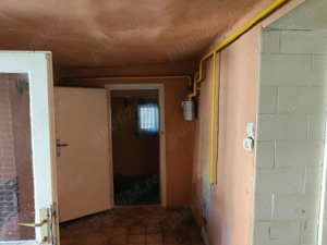 Vând casă în Bătania - imagine 8