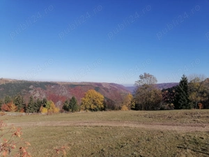 Vând teren pentru cabana la Mărișel