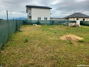 Proprietar Vand teren Izvor 500mp