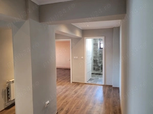Vand apartament 3 camere - imagine 9