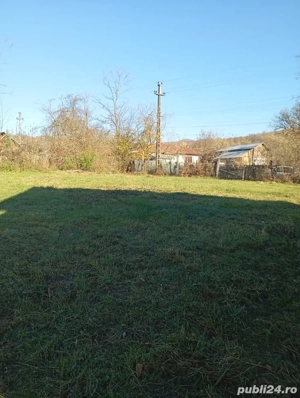 Teren de vanzare! 