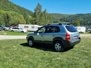 Hyundai Tucson 2.0 Benzina 4x4 Full Extra - imagine 9