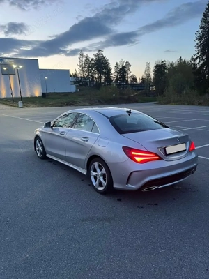Mercedes-Benz CLA Coupé 180 - imagine 5