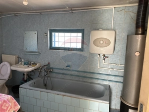 Casă / Vilă cu 3 camere de vânzare Piatra Soimului - imagine 13